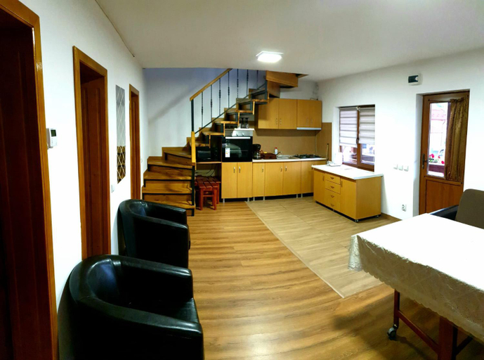 Others 5, Cabana LaGica, Beclean