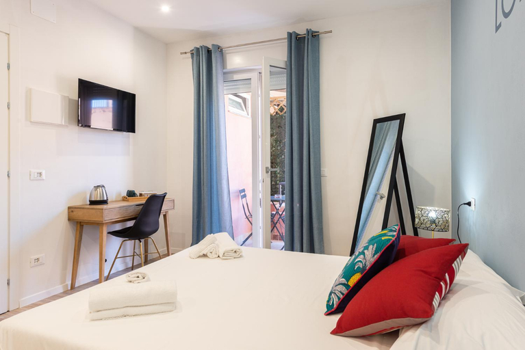 Others 2, B&B Interno12, Grosseto