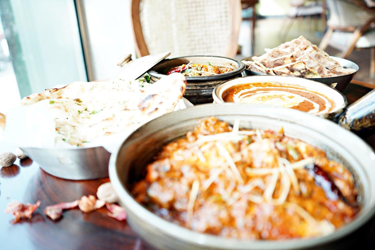 Food & Drinks 5, The Orion Plaza, Nehru Place, Delhi