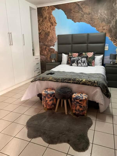 Others 4, P&l exclusive beauty parlour, City of Johannesburg