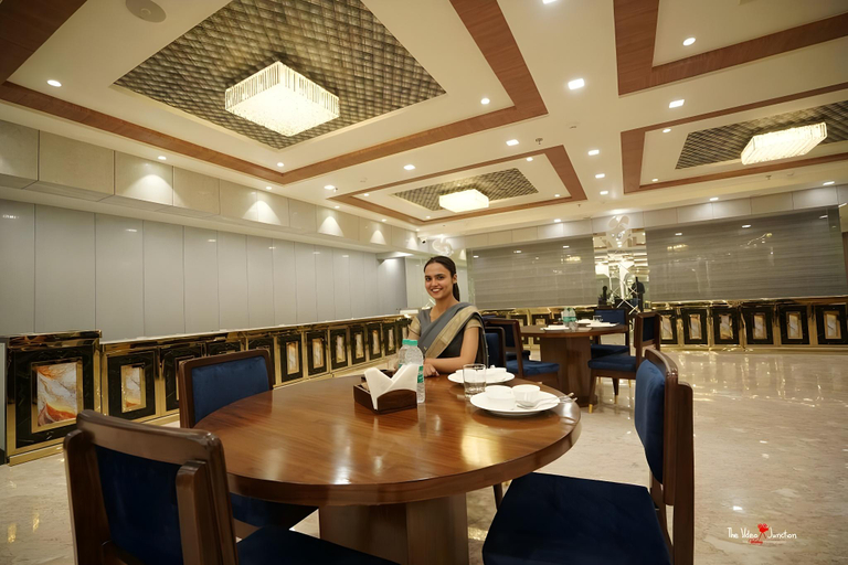 Food & Drinks 5, Blue Diamonds Inn, Gautam Buddha Nagar