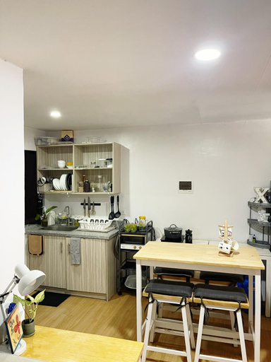 Others 5, Pet-friendly 1BR Condo Unit in Imus with Wifi Netflix -Min 2 nights, Imus