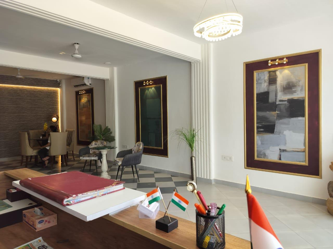 Others 3, Saffron Inn - Near India Expo Mart, Gautam Buddha Nagar