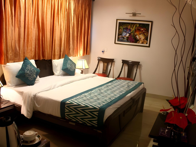 Bedroom 3, 21 Milestone Hotel & Resort, Delhi