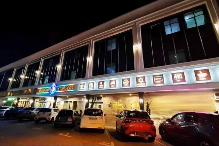 Exterior & Views 2, Star Romantic Hotel, Batu Pahat