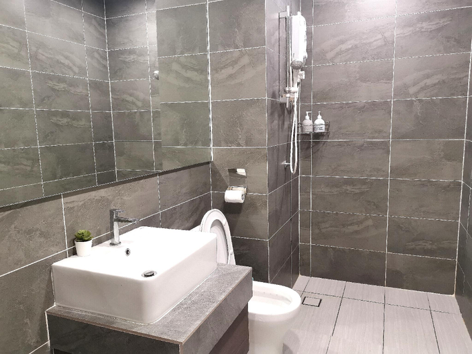 Bathroom, Bell Suite Twin King @Sepang Kota Warisan KLIA, Sepang
