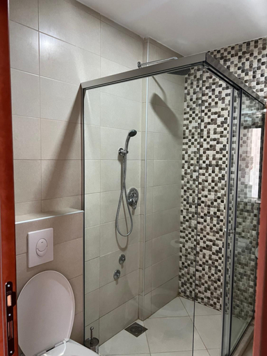 Bathroom 3, Hotel Porto A