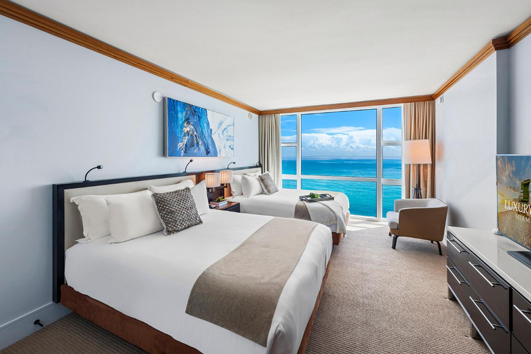 Others 3, 2 Bedroom Private Residence at Carillon Miami Resort -522, Miami-Dade