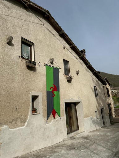 Others 4, Al drago Maraone, Macerata