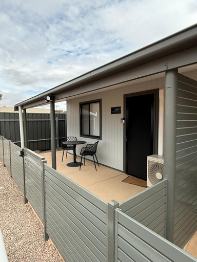 Others 3, Coober Pedy Apartments, Coober Pedy