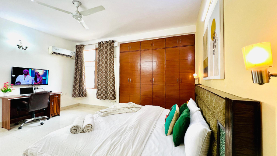 Others 3, BluO Classic 1BHK - Defence Colony Mkt, Delhi