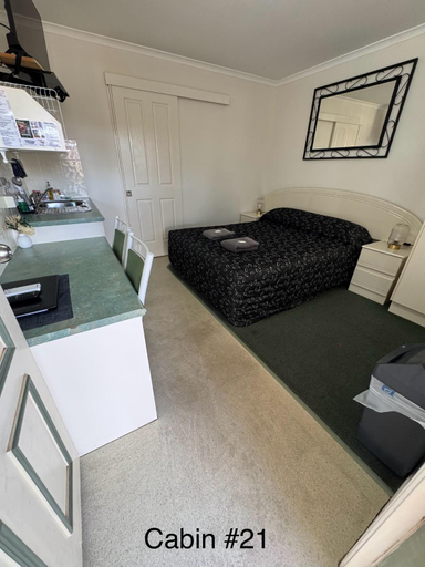 Others 5, Warrego Motel, Murweh