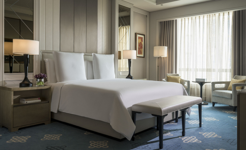 Bedroom 3, Four Seasons Hotel Macao, Macao