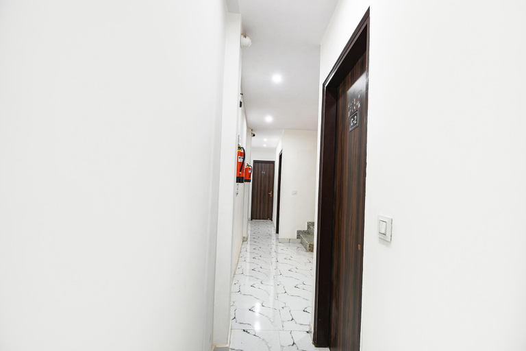 Public Area 2, FabHotel ASP Royal Residency I - Janakpuri, Delhi
