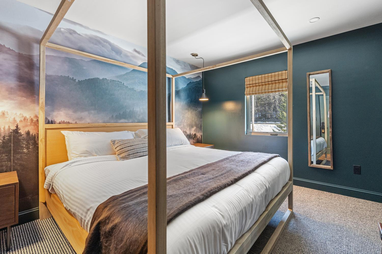 Bedroom 2, The Inn at Mount Snow, Windham