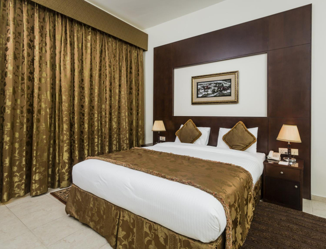 Bedroom 4, Arabian Dreams Deluxe Hotel Apartments, Dubai