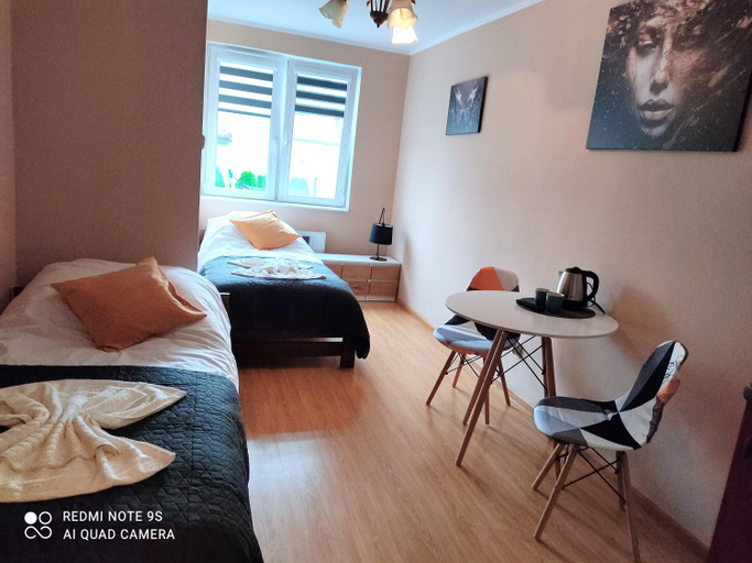 Others 5, Zaciszne miejsce, Świecie