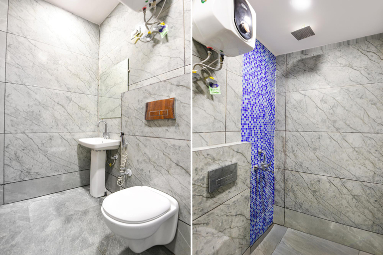 Bathroom 4, Fabhotel Yash Residency, Delhi