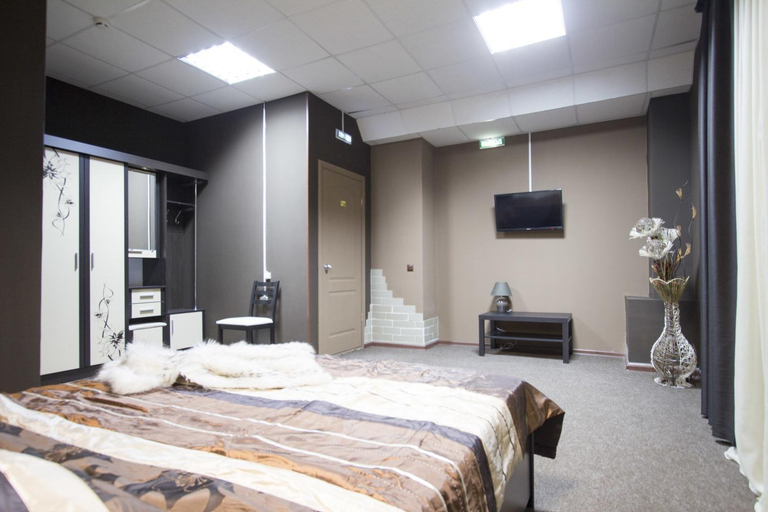 Others 4, Hotel City, Perm' gorsovet