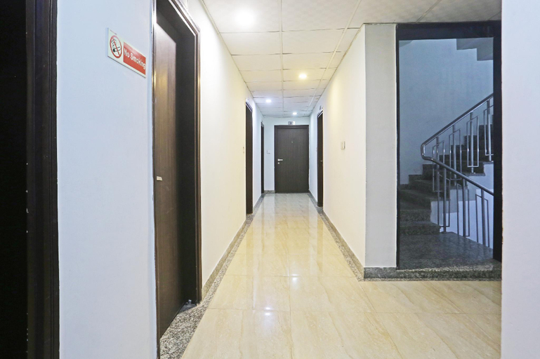 Public Area 3, Hotel Aerostar Gold Near Yashobhoomi, Delhi