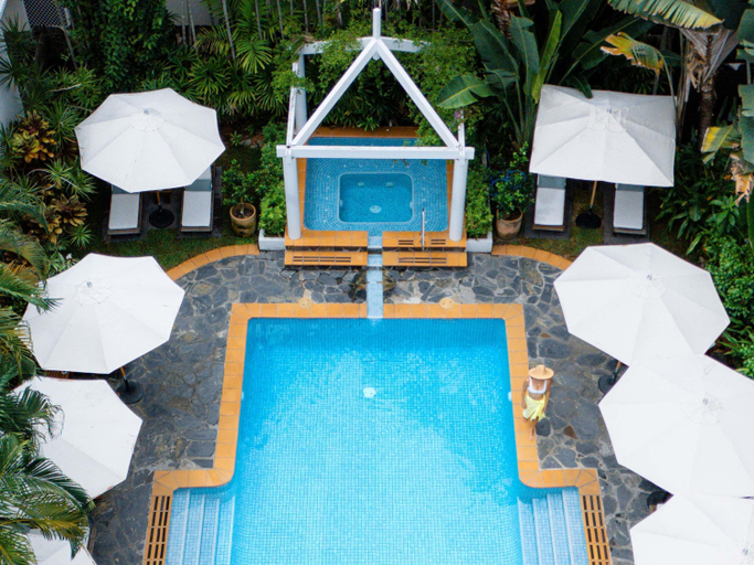 Sport & Beauty 2, The Reef House Adults Retreat, Cairns