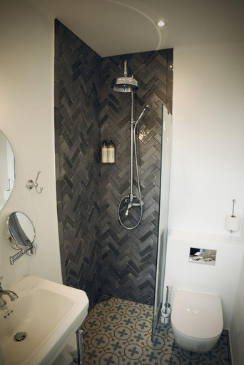 Bathroom 4, Plesners Badehotel, Frederikshavn