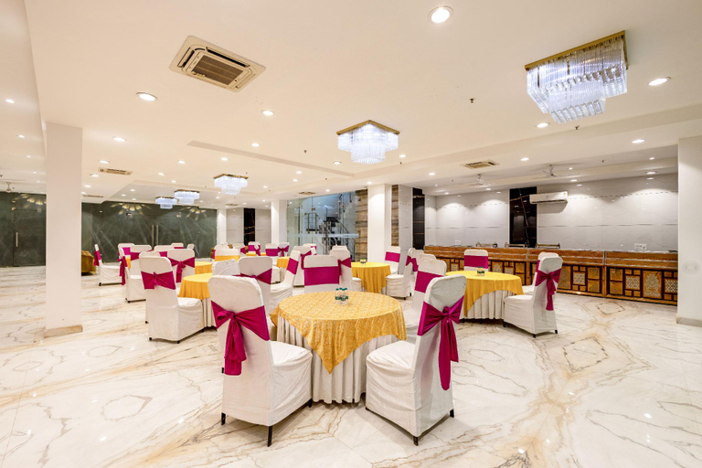 Food & Drinks 5, Hotel Bawa Gurgaon Medanta, Gurgaon