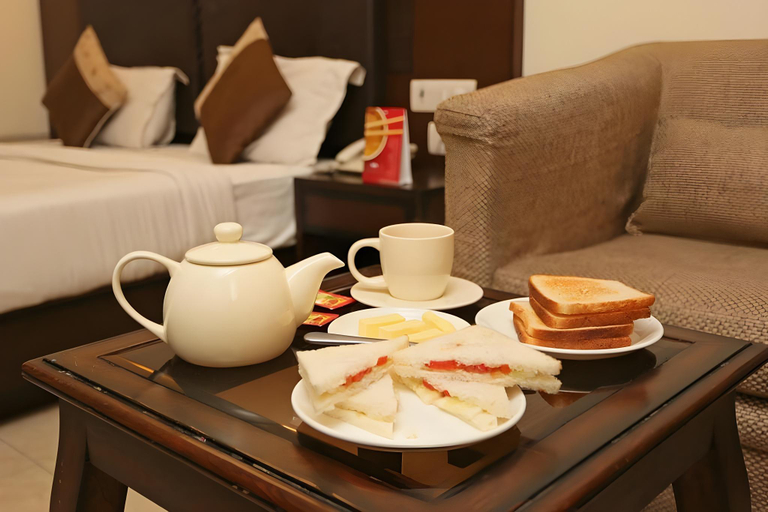 Food & Drinks, Airport Hotel Earth, Delhi