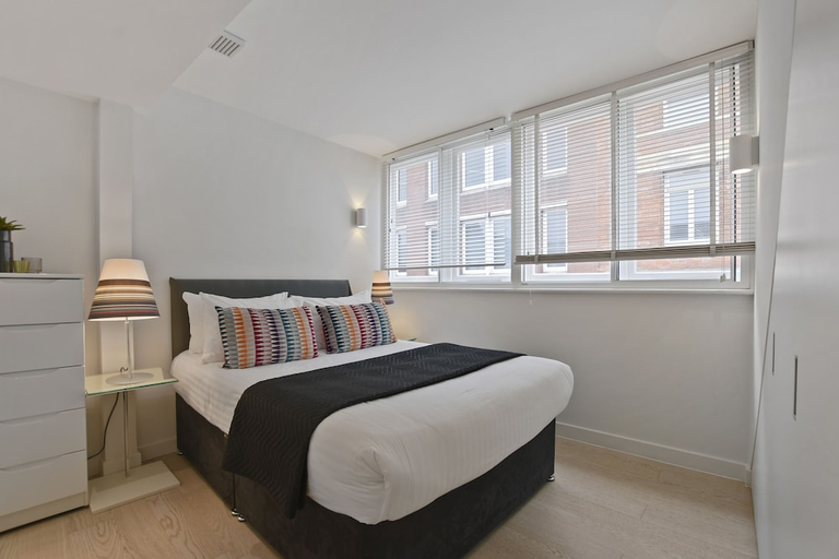 Bedroom 2, West Street by Aeria Apartments, London