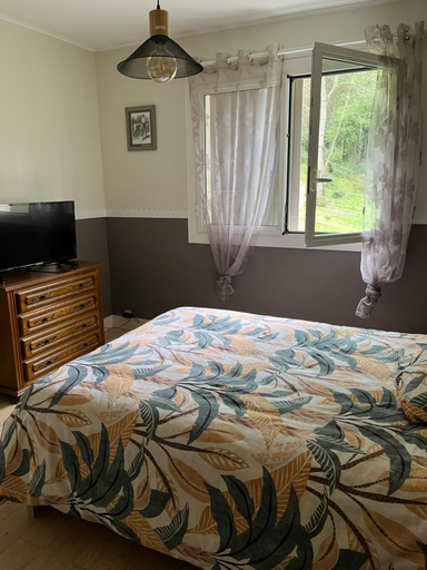Others 2, Agreables chambres au calme, Gard