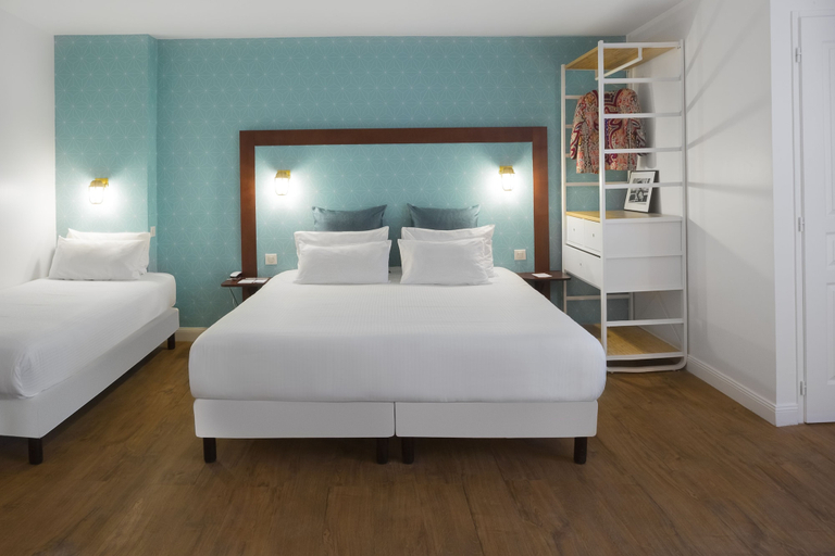 Bedroom 4, Glint Paris, Paris