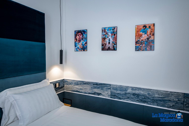 Bedroom 4, LARGO MARADONA - Guest House, Napoli