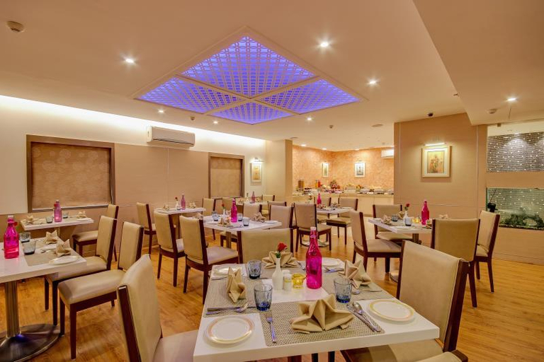 Food & Drinks 5, Tulip Inn West Delhi, Delhi