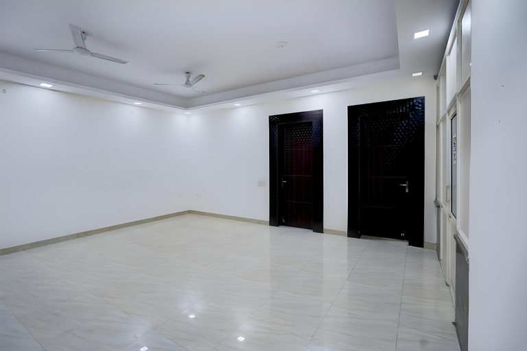 Others 3, PLAY-THE GLORY HOTEL couple friendly, Gautam Buddha Nagar