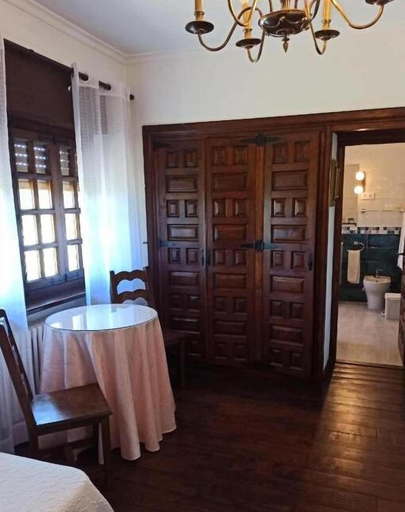 Others 5, Pension Castio, Cantabria