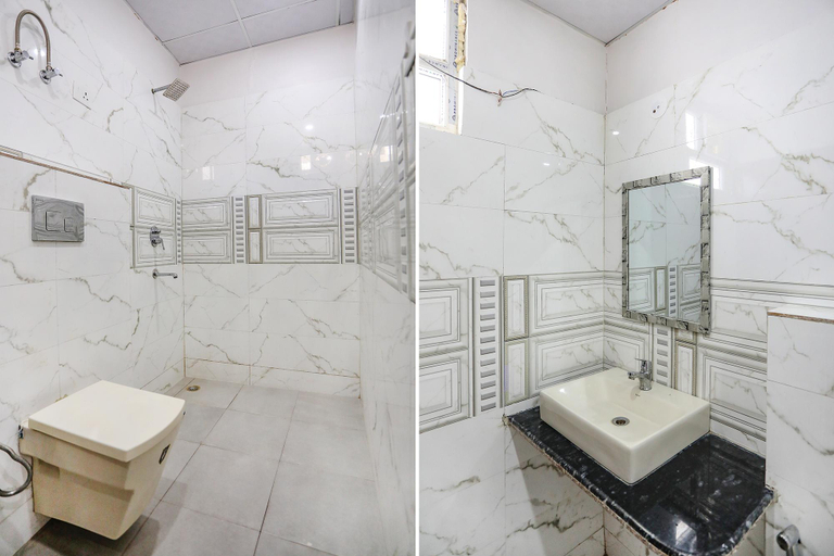 Bathroom 4, FabHotel Well Stay, Gautam Buddha Nagar