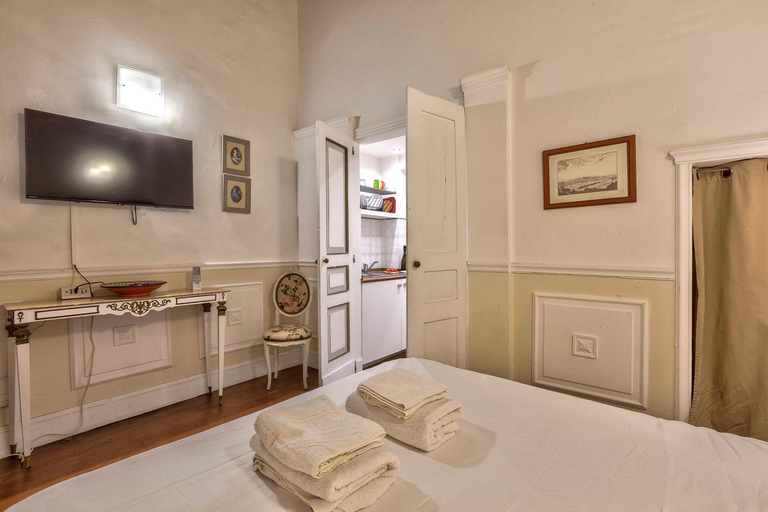 5, Santo Spirito Suite, Florence