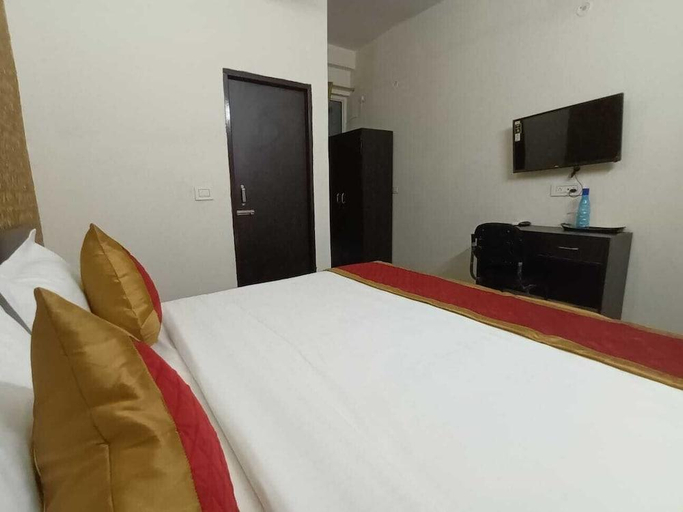 Bedroom 5, Hotel CityMax Inn, Gautam Buddha Nagar