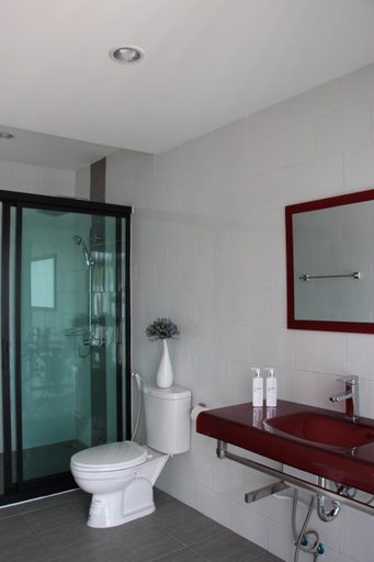 Bathroom 3, The LogBook Room and Cafe, Muang Chon Buri