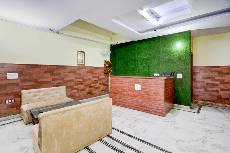Public Area, The Everest 43, Gautam Buddha Nagar