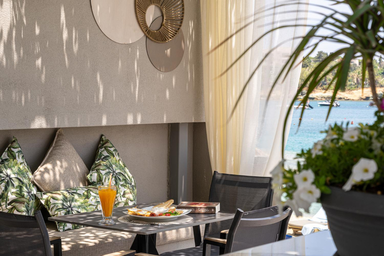 Food & Drinks 4, Buganvilla-Sea front villas, Crete