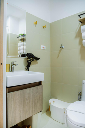 Bathroom 3, Oranje Suite near NAIA AIRPORT, Pasay City
