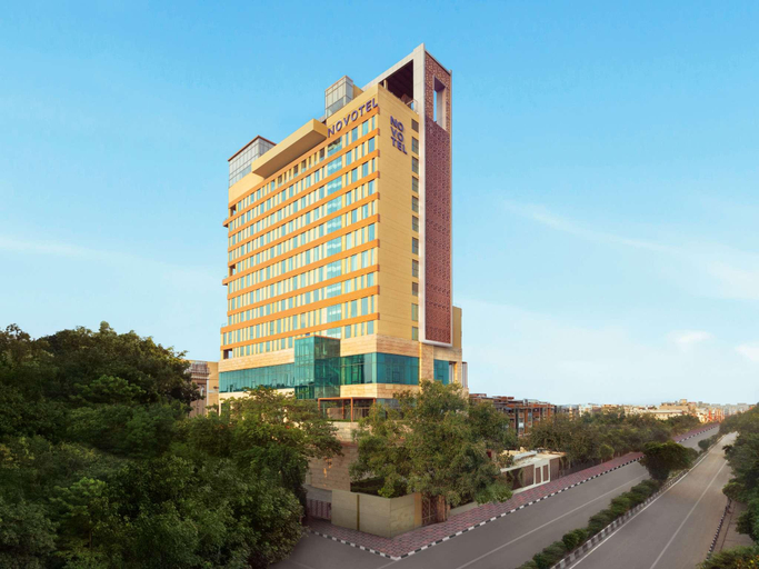 Exterior & Views 2, NOVOTEL NEW DELHI CITY CENTRE, Delhi
