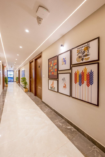 Public Area 4, Saltstayz Premier - Paschim Vihar, Delhi