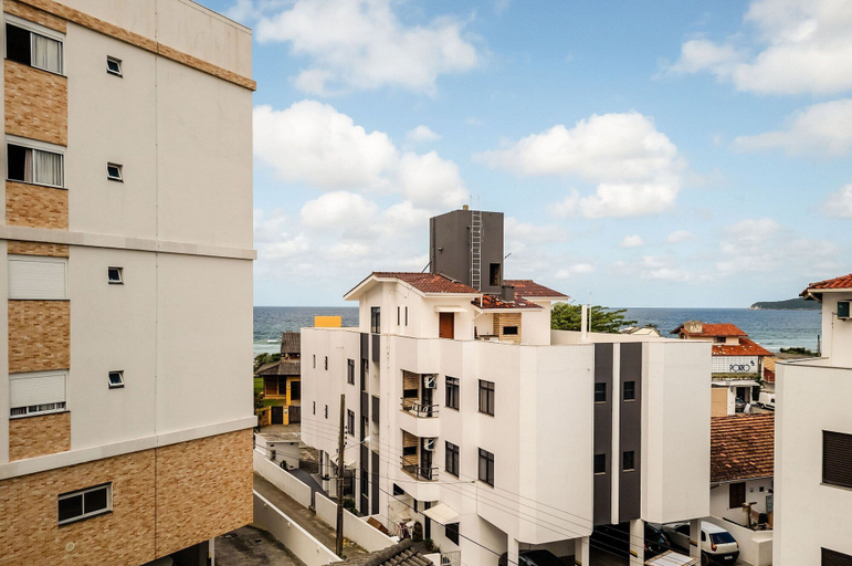 Primary image, Nice and Equipped Apt. 200m From the Beach Pra0304, Florianopolis