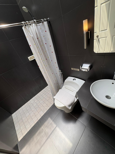 Bathroom 5, My Hotel Bandung, Bandung