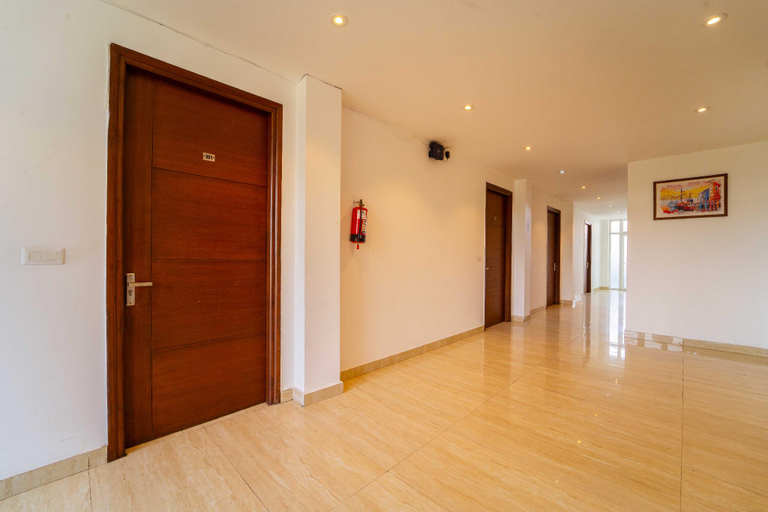 Public Area 3, Treebo Luxury Stay Premium Inn, Gautam Buddha Nagar