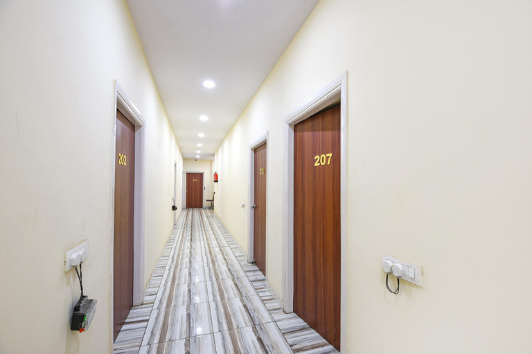 Public Area 2, Fabhotel High View, Faridabad