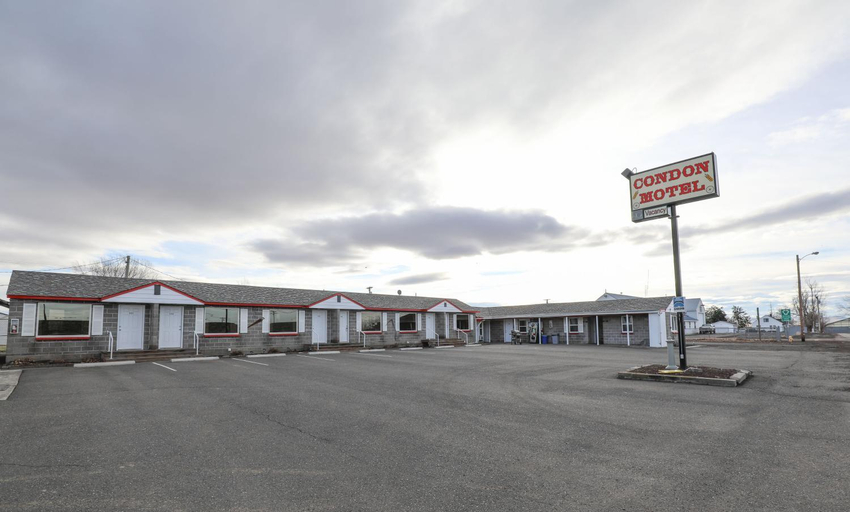 Exterior & Views 2, Condon Motel, Gilliam