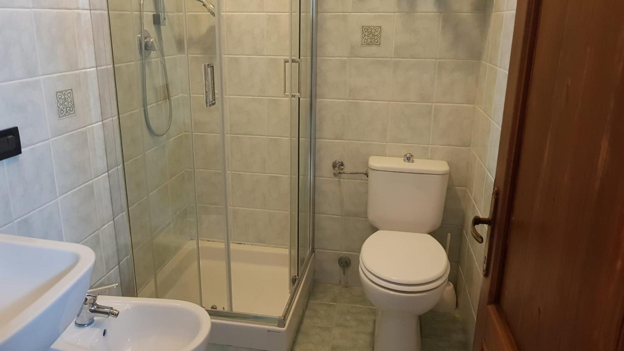 Bathroom 4, Vento di grecale, La Spezia